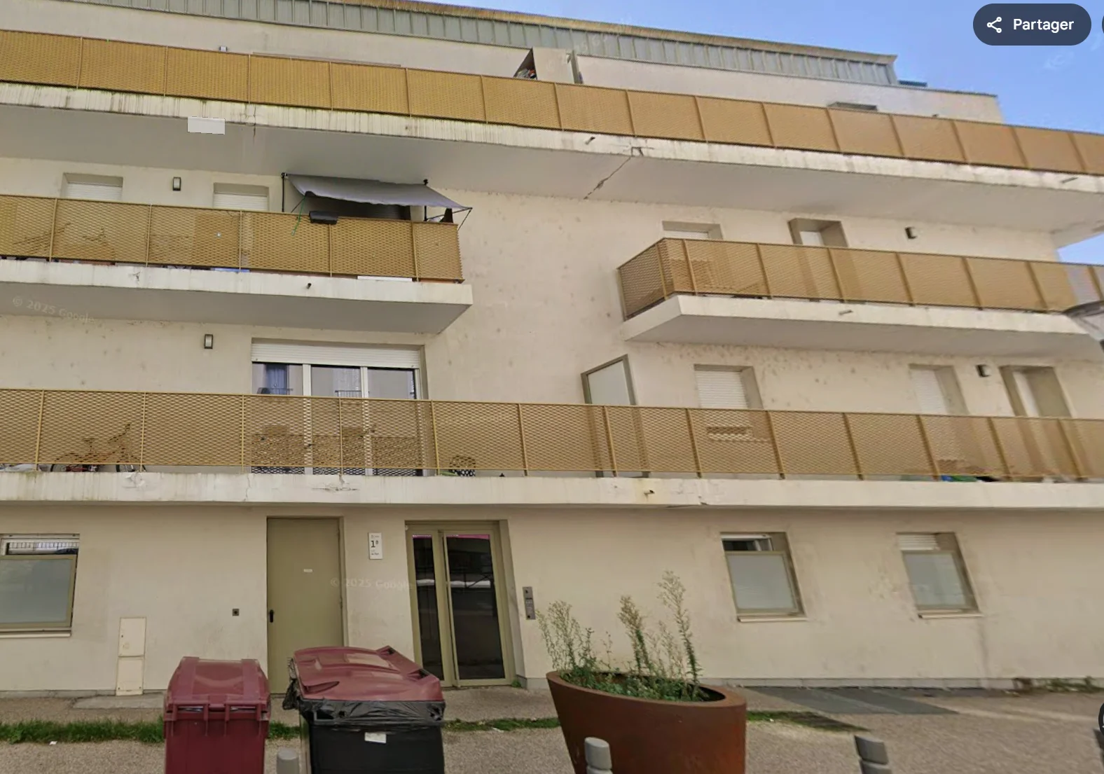 THOR1 2025 - Façade dégradée